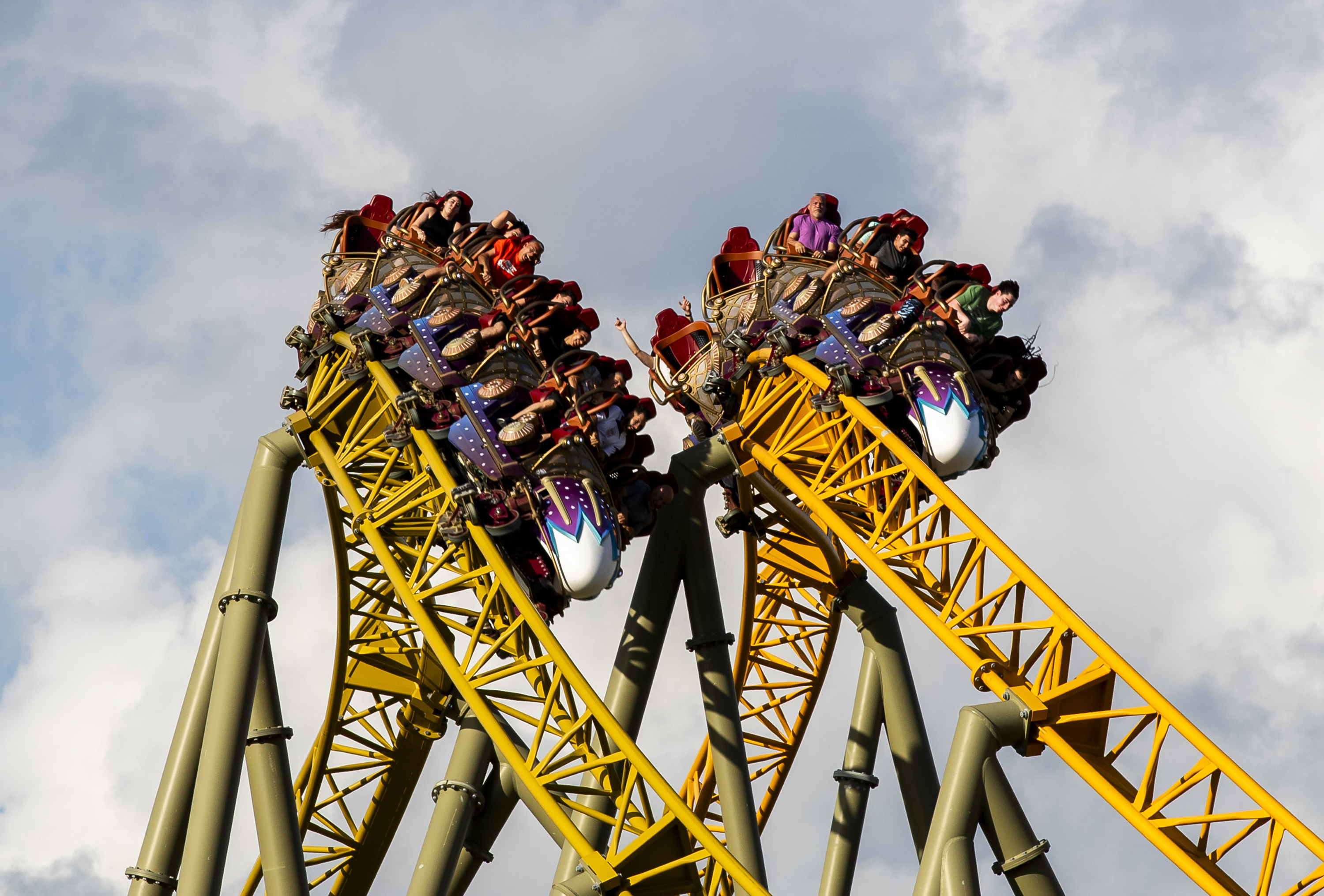 Comcast reports softening Orlando attendance in Q2 amid weak consumer sentiment — Crowds at Orlando’s Universal Studios shrink during Comcast’s Q2 report Comcast reports softening Orlando attendance in Q2 amid weak consumer sentiment — Crowds at Orlando’s Universal Studios shrink during Comcast’s Q2 report