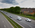New study reports 3% higher Parkinson’s risk per 11.5‑decibel noise increase — Heavy rush‑hour traffic on downtown highway illustrates noise exposure risk New study reports 3% higher Parkinson’s risk per 11.5‑decibel noise increase — Heavy rush‑hour traffic on downtown highway illustrates noise exposure risk